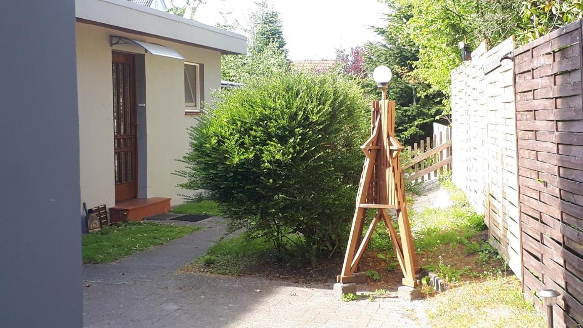 Ferienhaus Zur Waldfee Cuxhaven Exterior foto